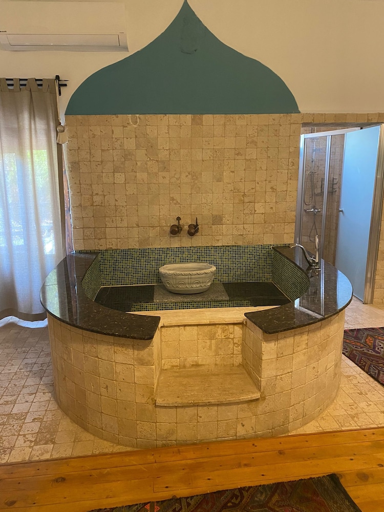 Kale Lodge - Adults Only - Image 45