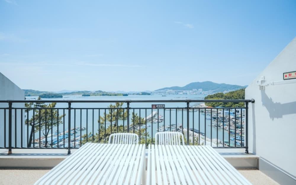 Yeosu Grida Resort Pension view 2