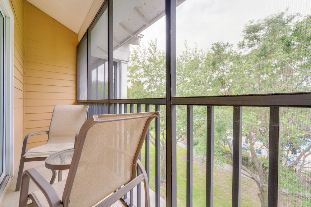 Balcony & Beach Access: Bahama Bay Resort Condo!