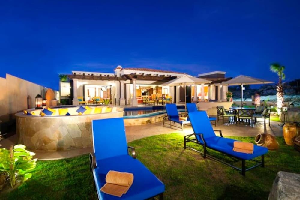 3BD Hacienda Encantada Ocean View Luxury Resort