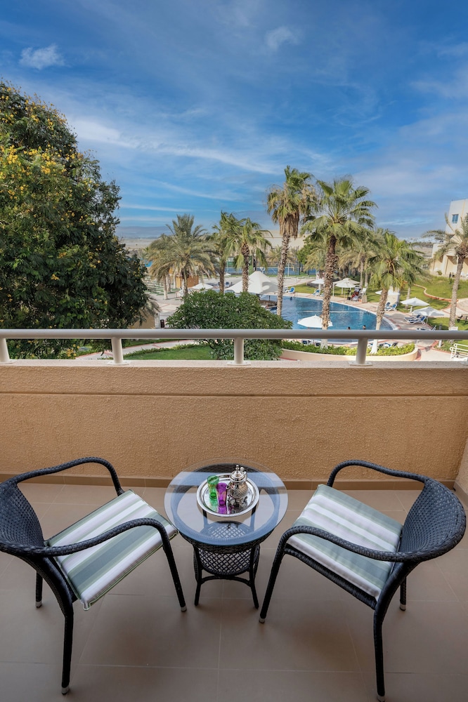Abu Dhabi Vacations - Metropolitan Al Mafraq Hotel - Property Image 20