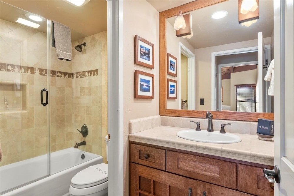 Lake Tahoe Vacations - Swimsuit Required 4 Bedroom Home by RedAwning - Property Image 49