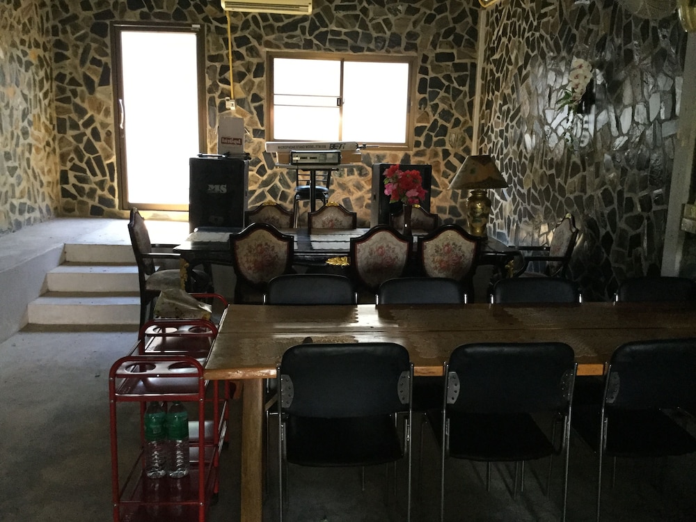 Hotel Thai Castle Resort - Image 1