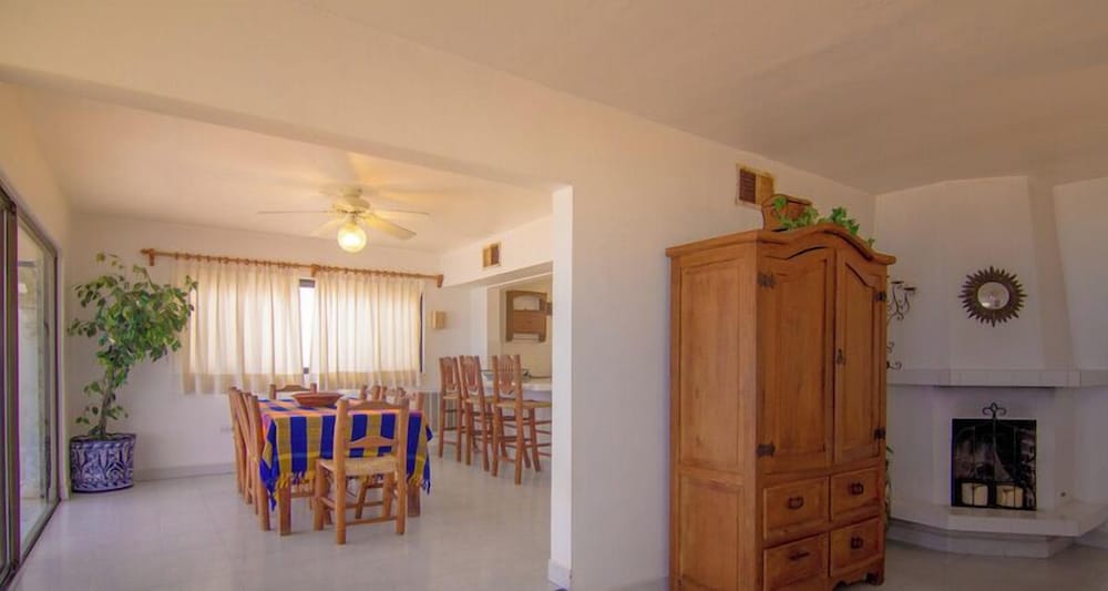 Playa Encanto Scenic Gem Ocean Front Home