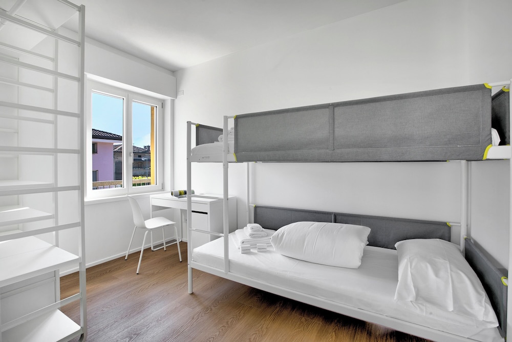 Ulivo and Magnolia Bike & River Apartment