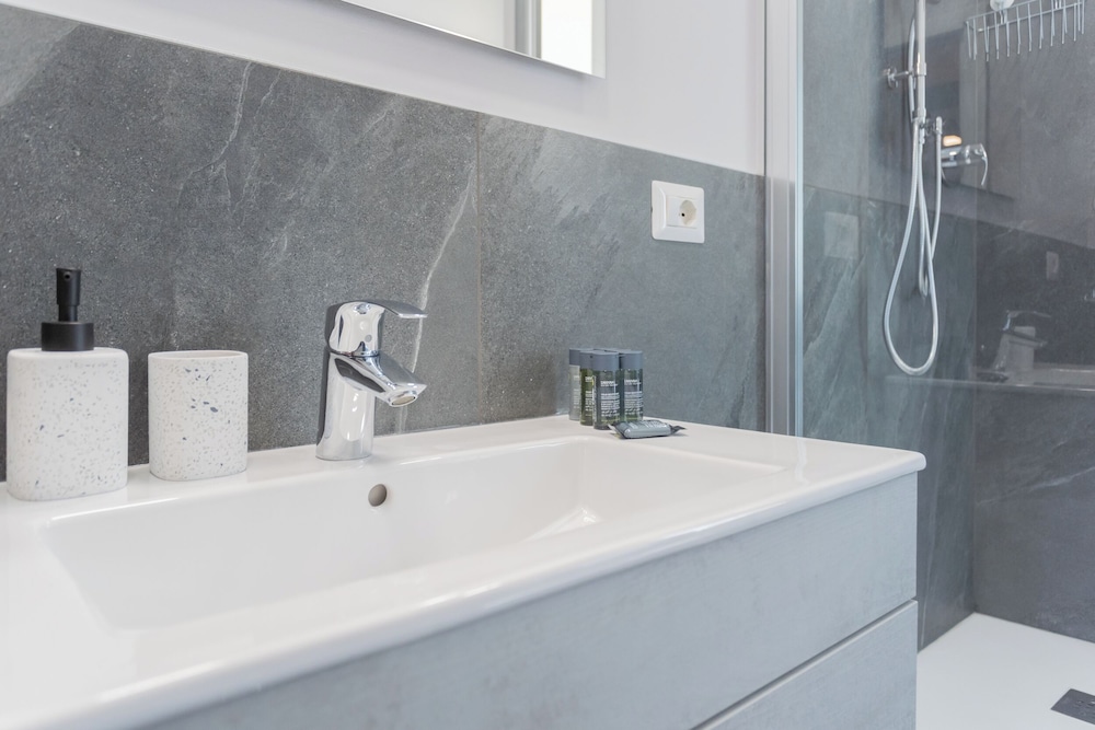 Sant'Agostino Apartments by Rent all Como