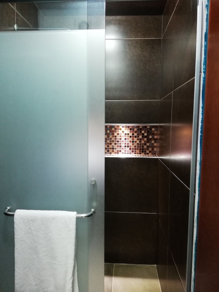 La Aurora Hotel like Home