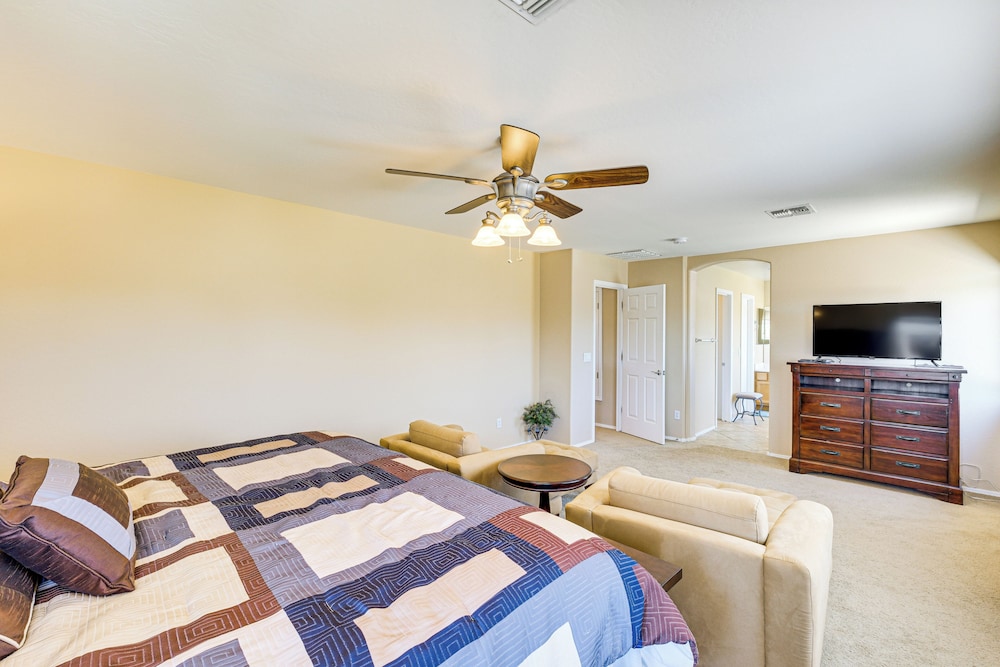Near Parks & Golf Courses: Gilbert Home w/ Patio!