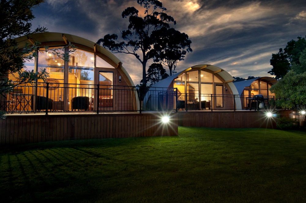 Hotel 43 Degrees Bruny Island - Image 1