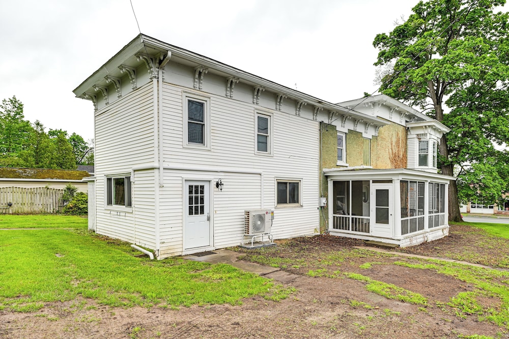 Near Lake & Wineries: Spacious Union Springs Home!