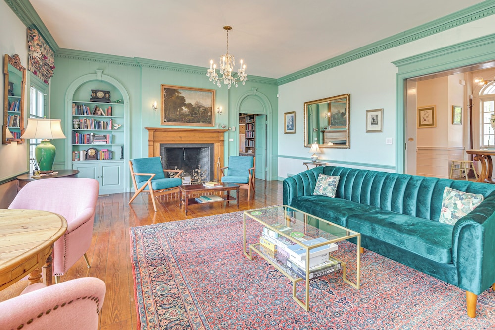 Expansive Retreat on 280 Acres in Lake Placid!