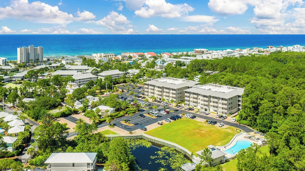 Coastal Condo for 6 in Seagrove With Pool; 6 Minutes to the Beach view 5