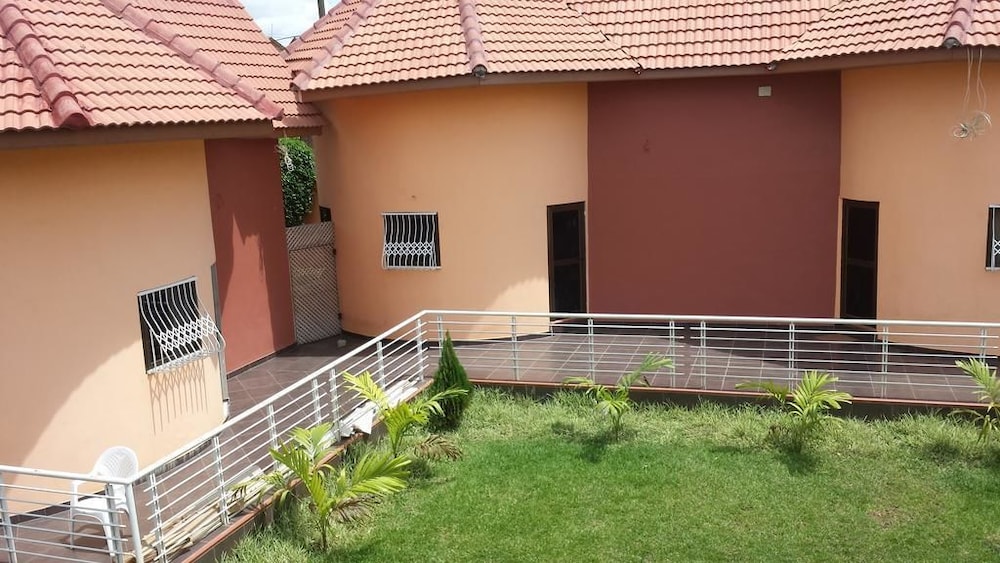 Ponderosa Travel Lodge