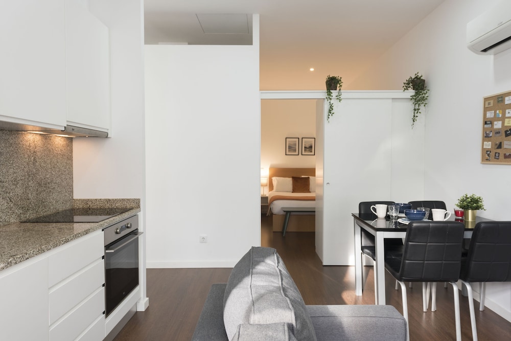 Apartment Boavista Roundabout by SweetPorto