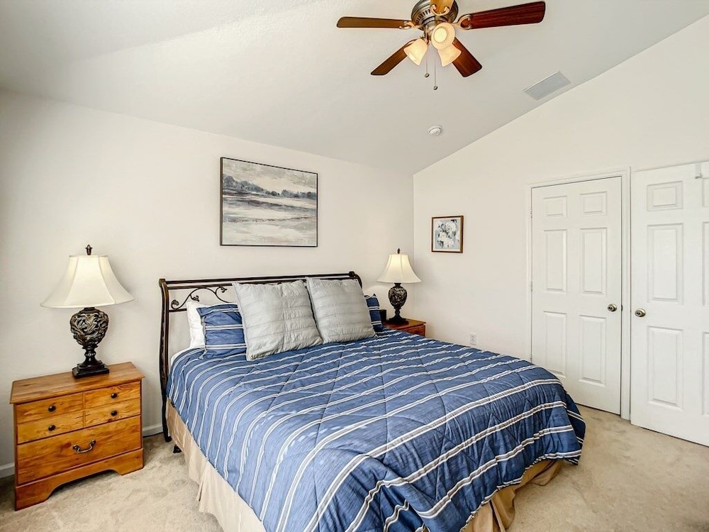 3 Bed Windsor Hills Townhome By Clubhouse & Pool 3 Bedroom Townhouse view 3
