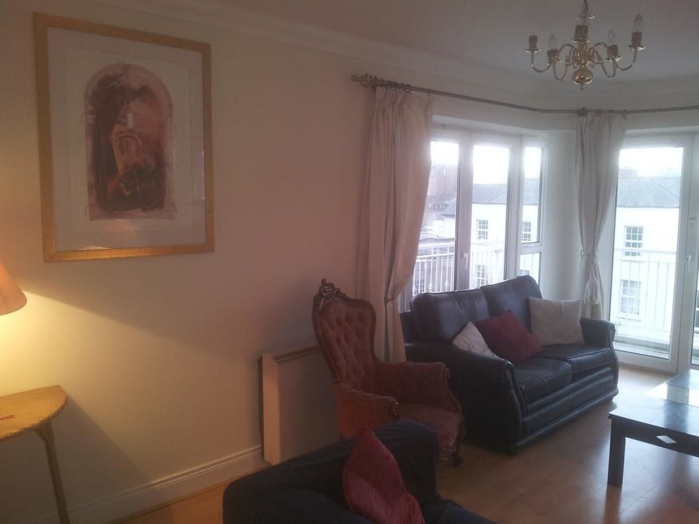 Charlemont Holiday Apartment