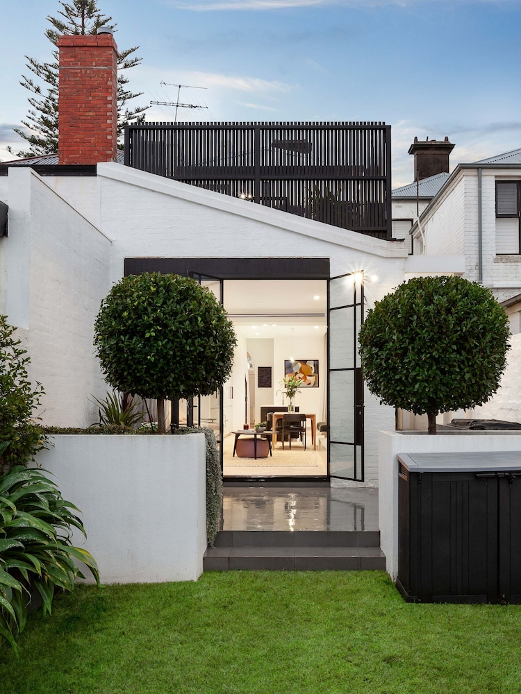 The Toorak Terrace Luxury Victorian Home