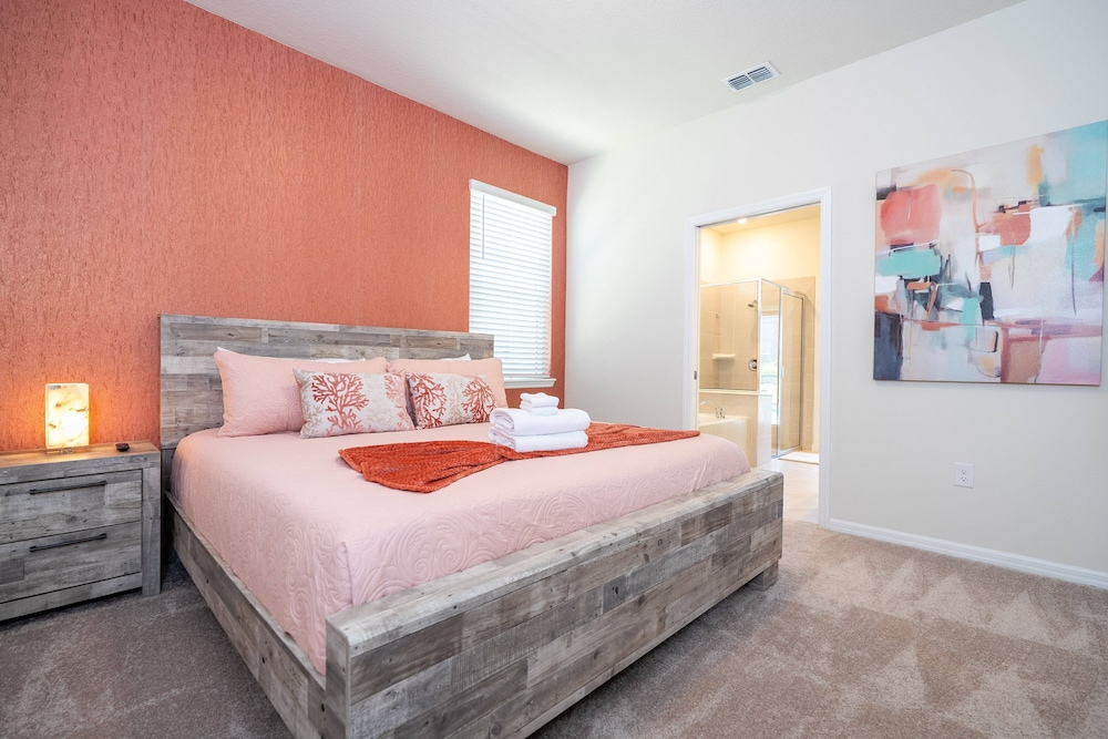 Windsor Cay 7BR Water Park Free