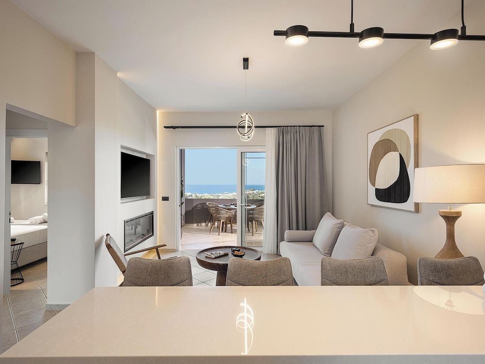 Kymélia Luxury Residences With Sea View