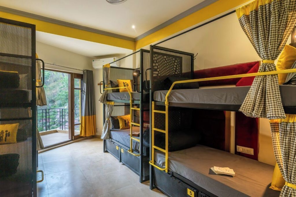 The Hosteller Kasauli