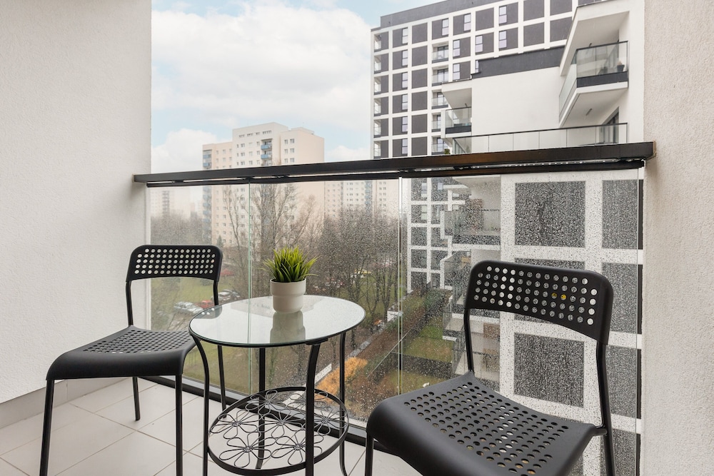 Apartment for Remote Work by Renters
