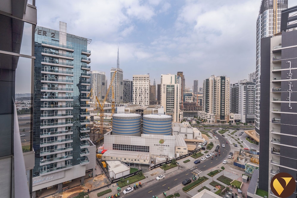 Royal Regency Business Bay near Downtown
