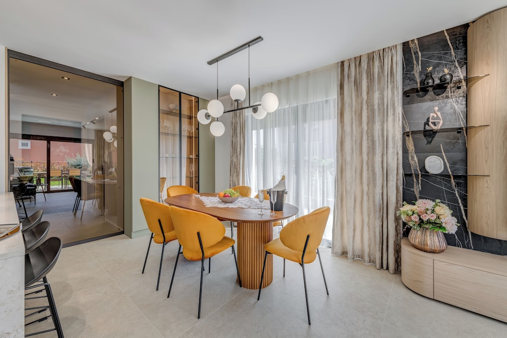 Villa Trixie - Green Garden Villas