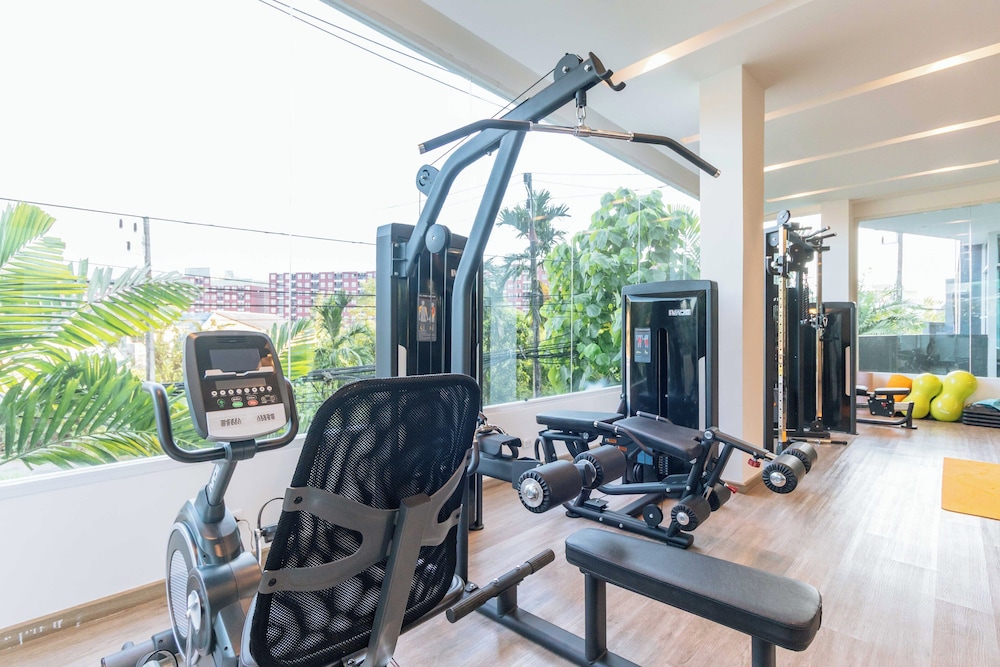 City1BR Condo Pool Gym C261