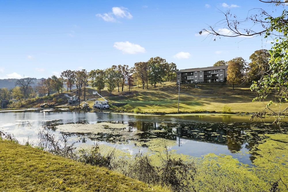 Water's Edge & Golf Course View
