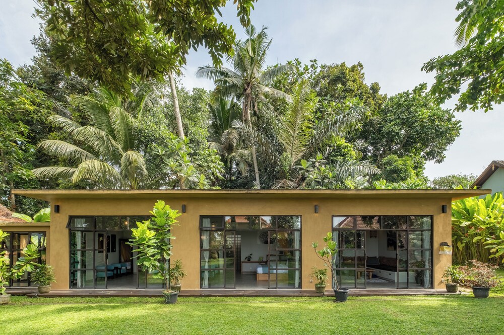 Private Pool Villa in ubud with Jungle View
