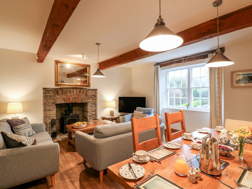 Court Prior Cottage