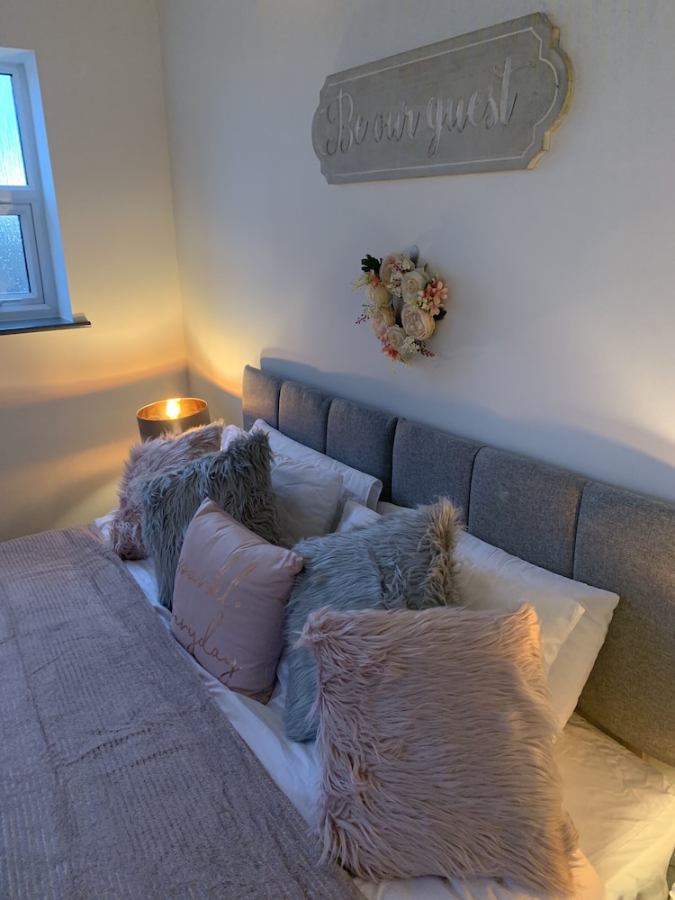 Boutique Penthouse Apartment view 2