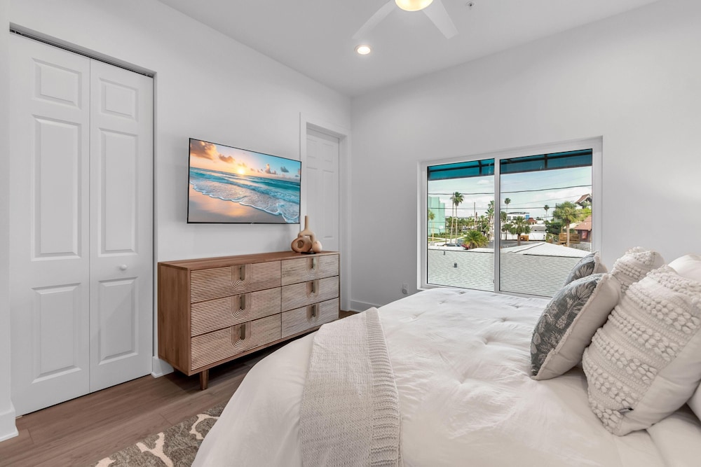 Azul Townhomes A3 and A4 Sunrise-sunset