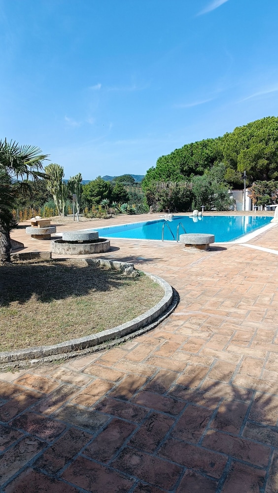 agriturismo borgo piazza