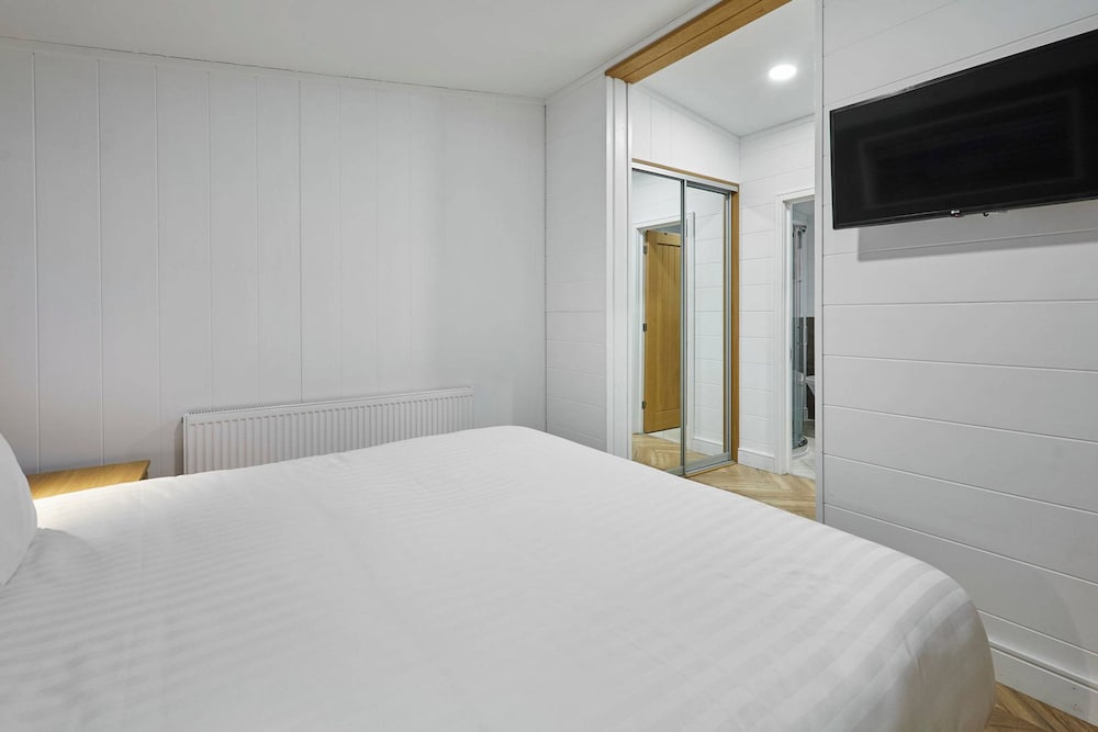 Host Stay Sycamore Spa Lodge
