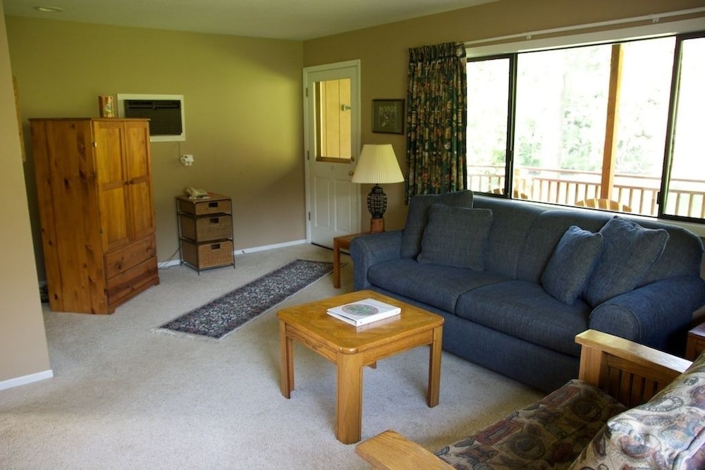 The Wayfarer Resort