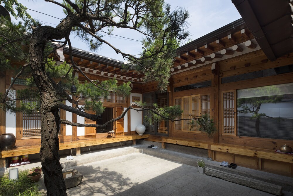 Xiwoo Hanok Guesthouse