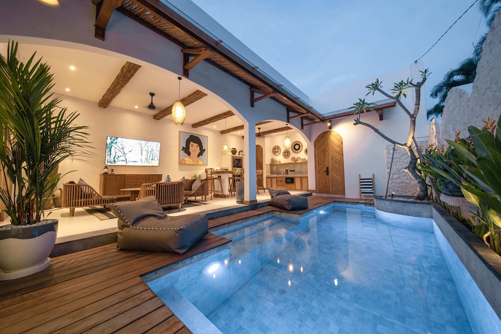 Villa Jackie O