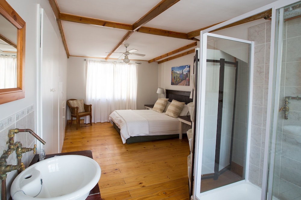 Loddeys Guesthouse