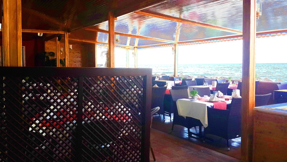 Blue World Otel - Image 32