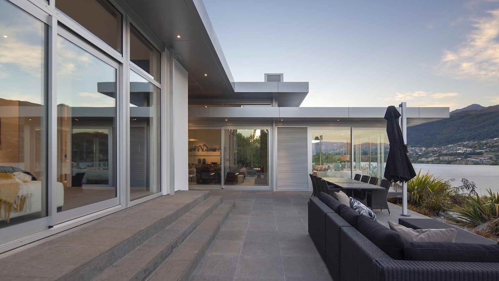 Supreme Lakefront Luxury Villa