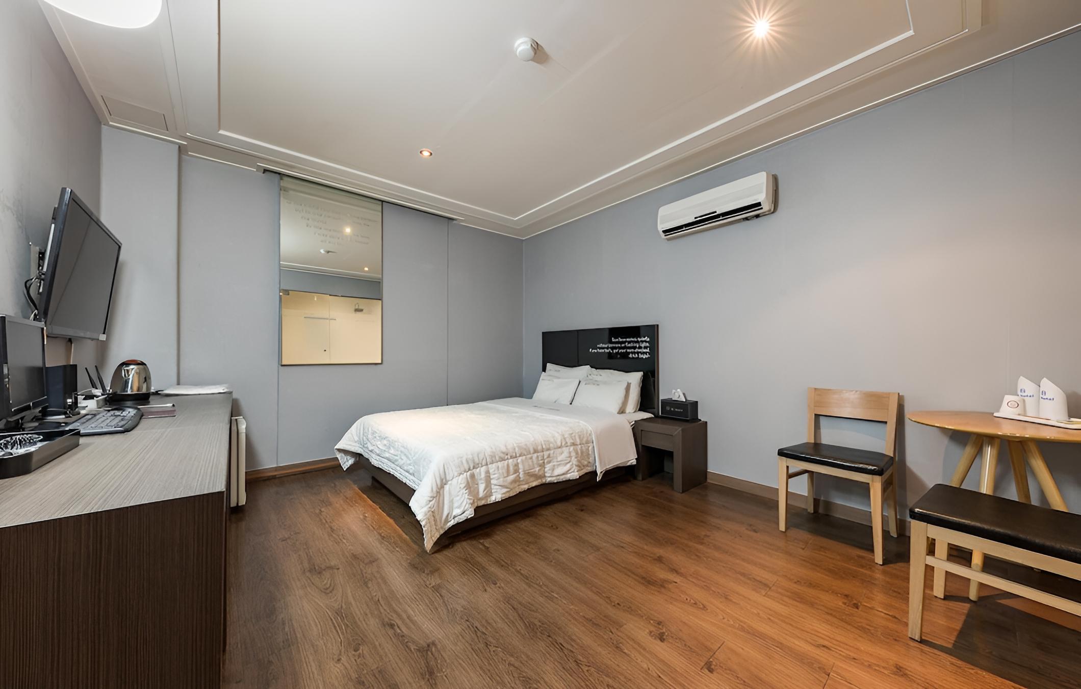 Daejeon Yongun HI Hotel view 5