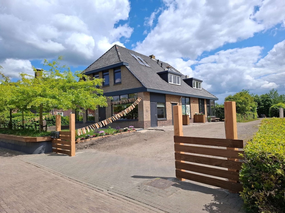 Group Accommodation for 40 Guests