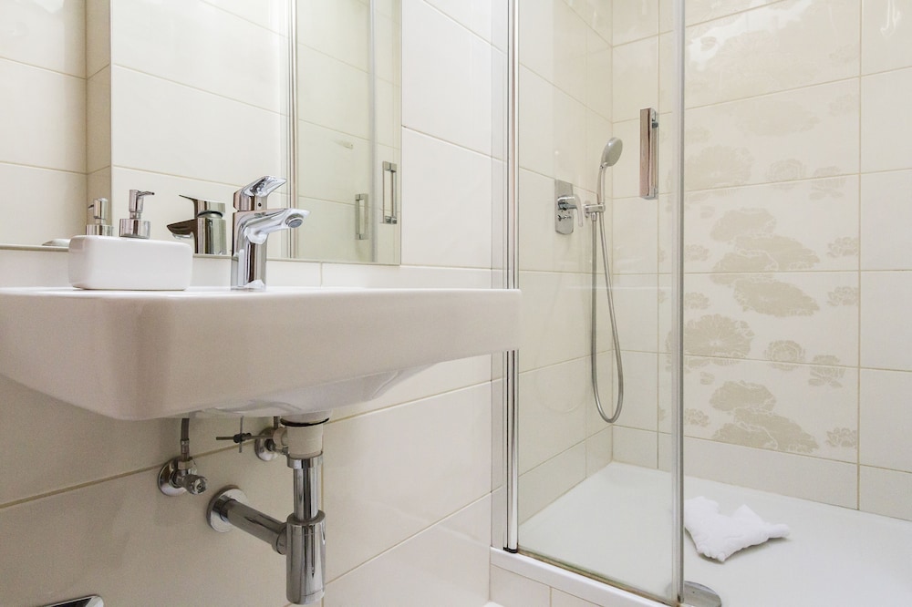 Apartments Gajeta en Split — bathroom