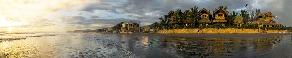 Cuna Luna Hosteria