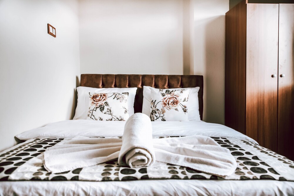 Biter Otel - Image 57