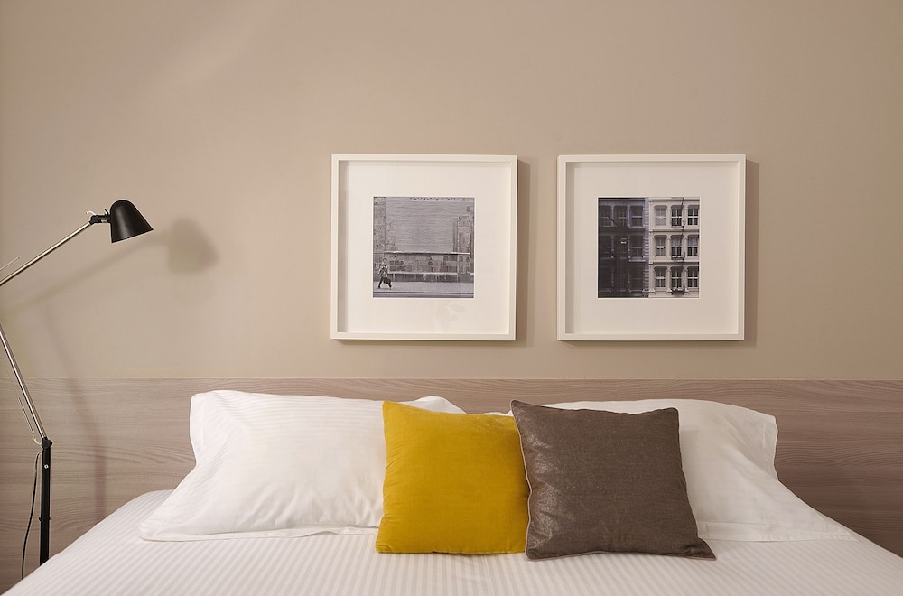 Parthenon Apartment