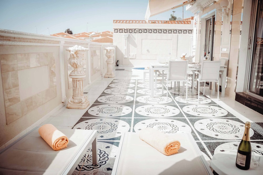 Casa Bliss