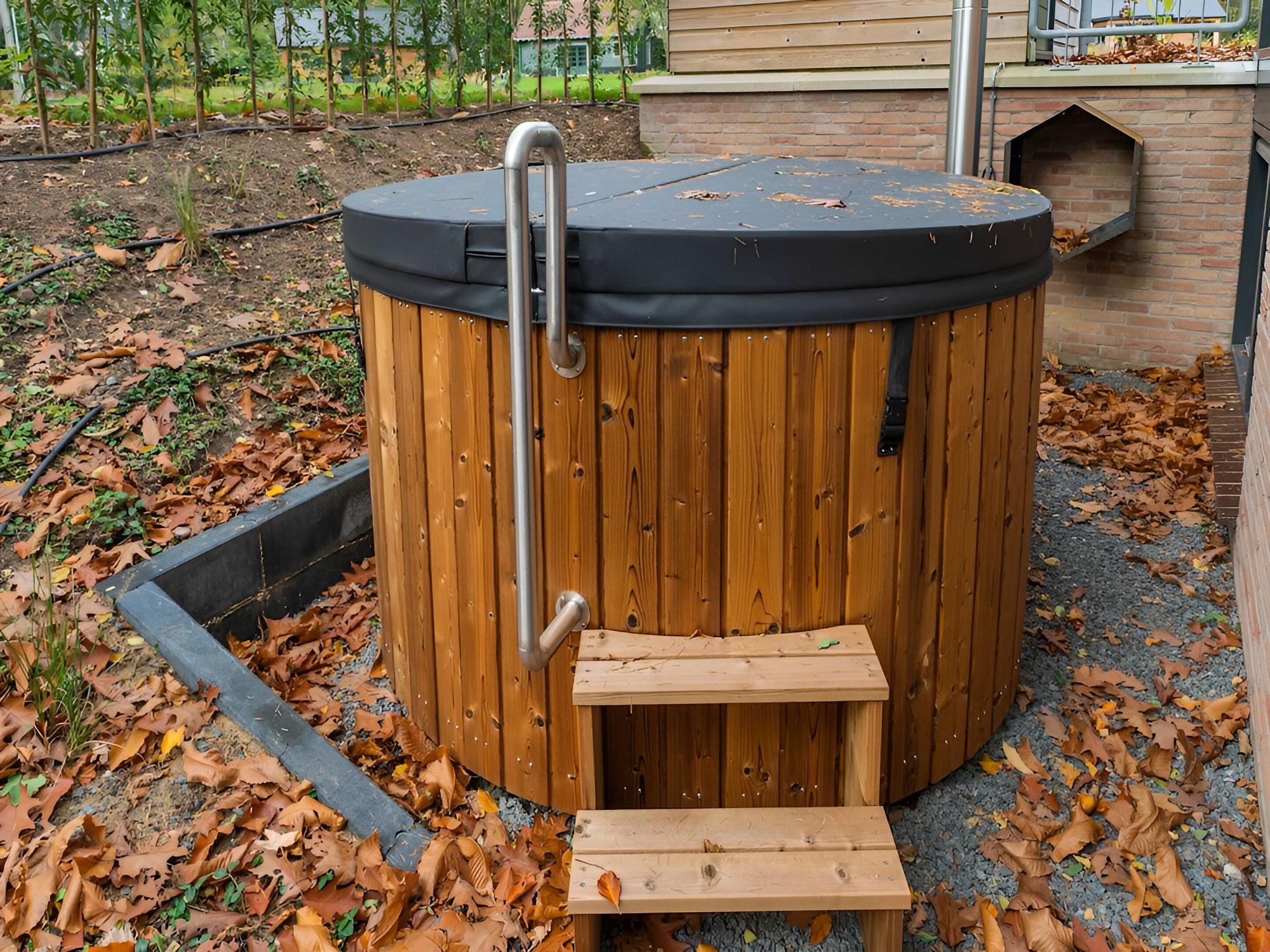 Cosy Holiday Home in Soesterberg With hot tub view 5