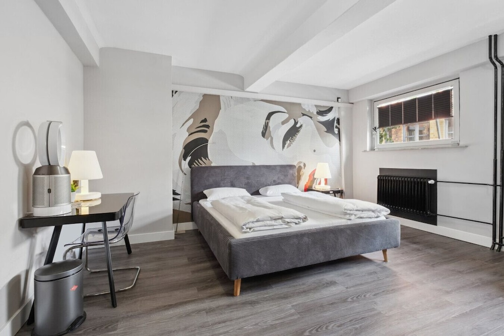 The Room 44